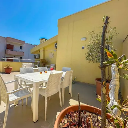 Apartment 210 Grand Terrace Sun & Sea Breeze