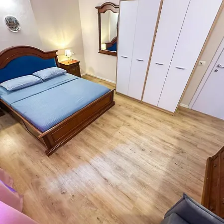 210 Grand Terrace Sun & Sea Breeze * Durrës