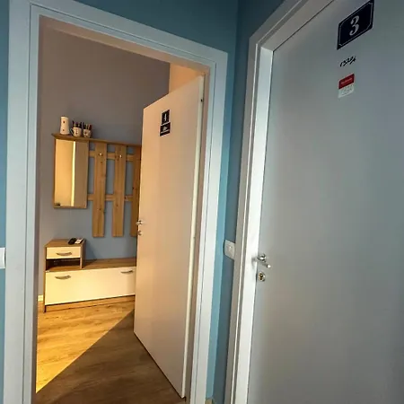 210 Grand Terrace Sun & Sea Breeze Apartment *